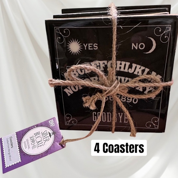 Halloween Decorations Box/Bundle - Picture 5 of 6